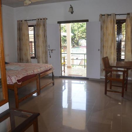 Arya Homestay Bougain Villa 戈卡尔纳 外观 照片