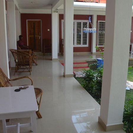 Arya Homestay Bougain Villa 戈卡尔纳 外观 照片