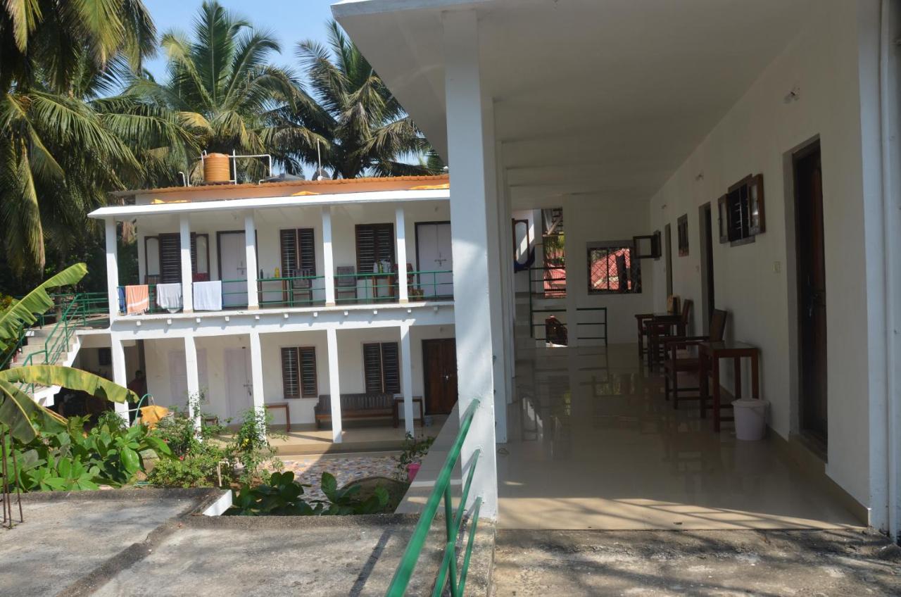 Arya Homestay Bougain Villa 戈卡尔纳 外观 照片