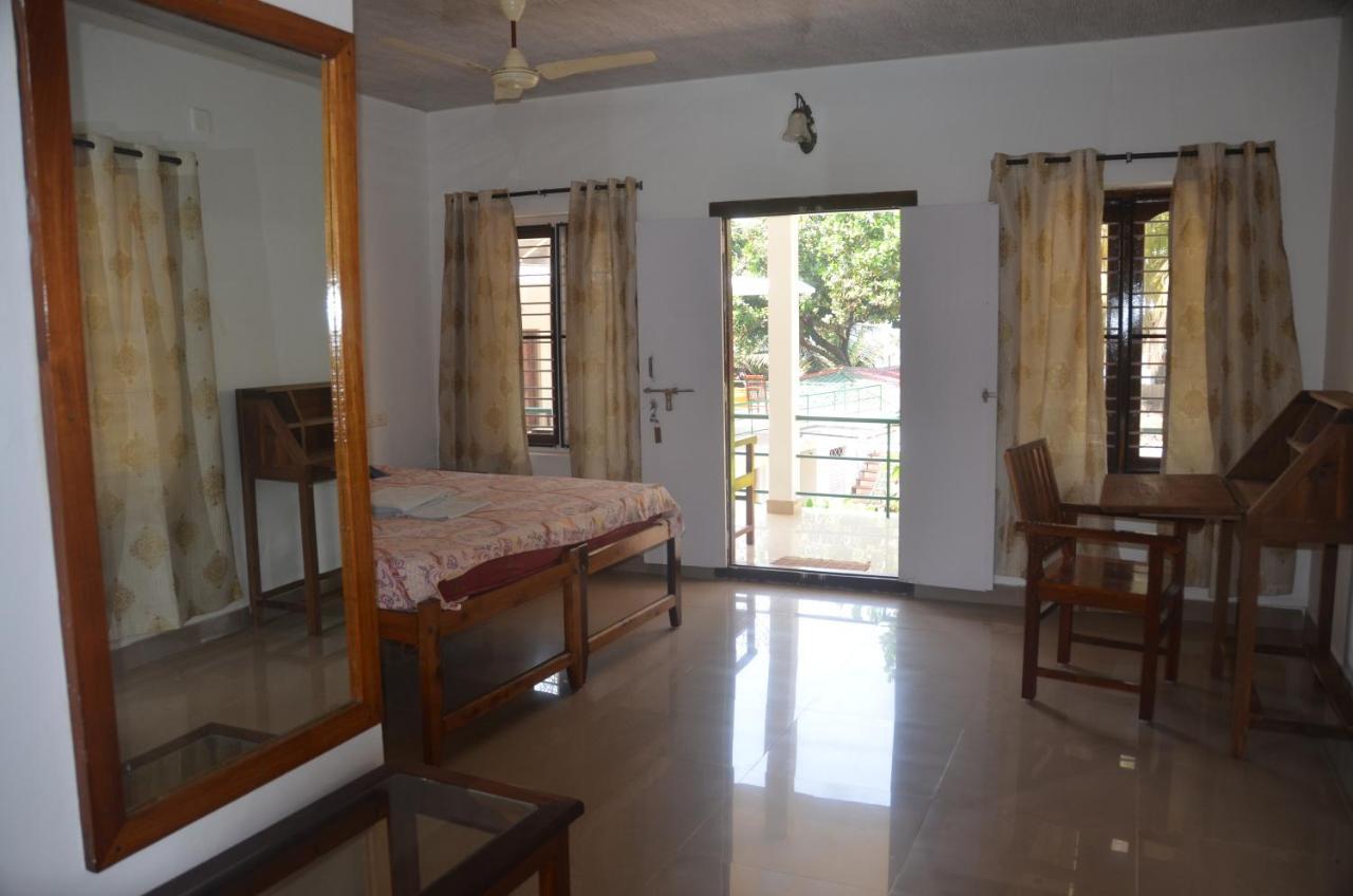 Arya Homestay Bougain Villa 戈卡尔纳 外观 照片