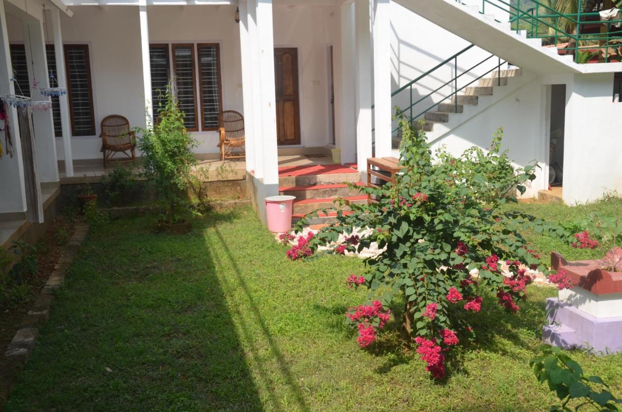 Arya Homestay Bougain Villa 戈卡尔纳 外观 照片